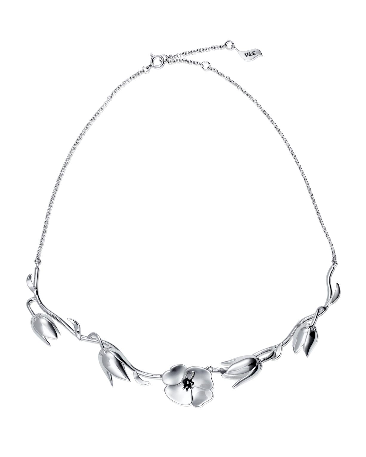 EFVA ATTLING - Helleborus Collier SILVER